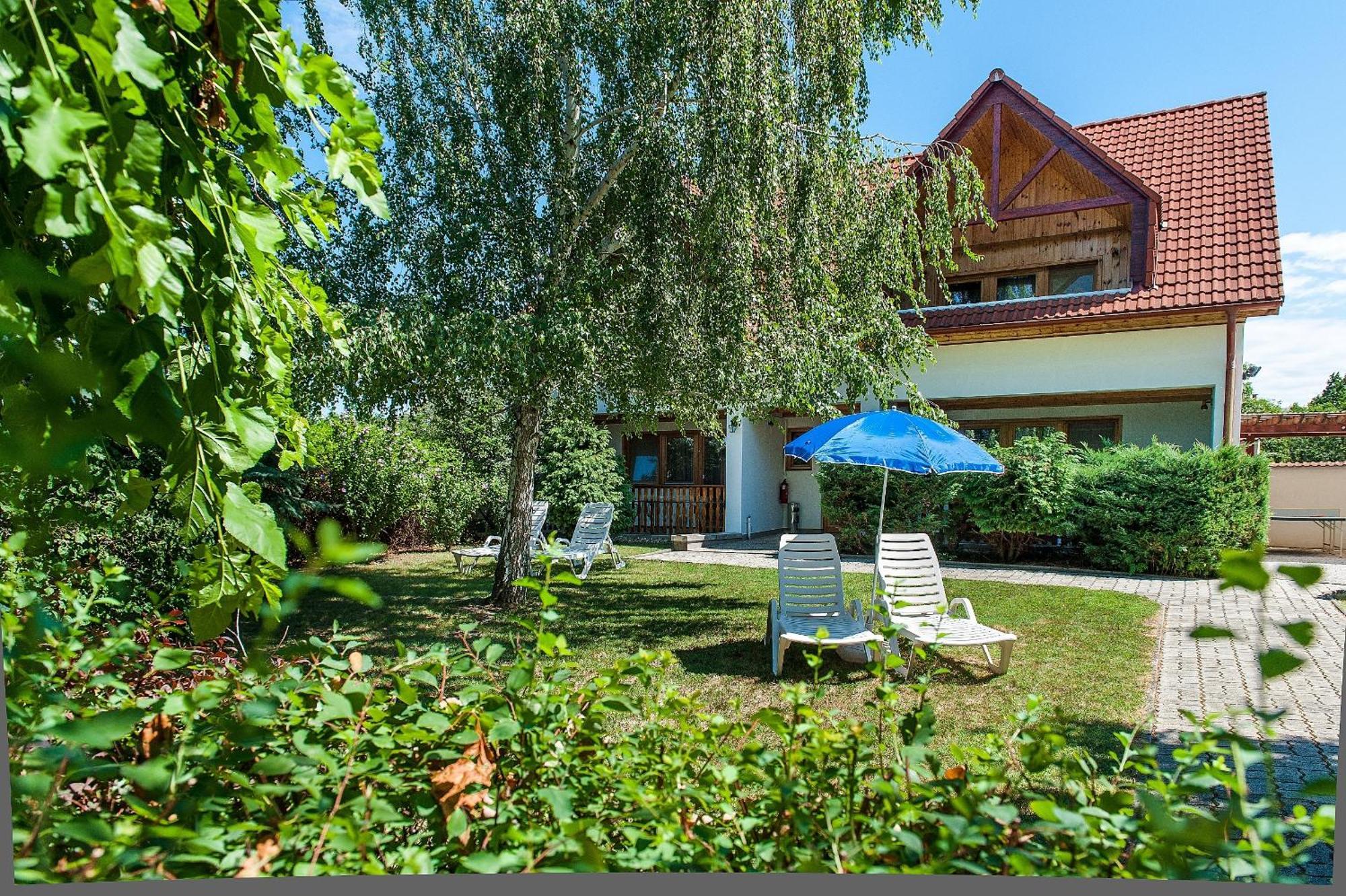 Alina Apartmanhaz Hévíz 外观 照片